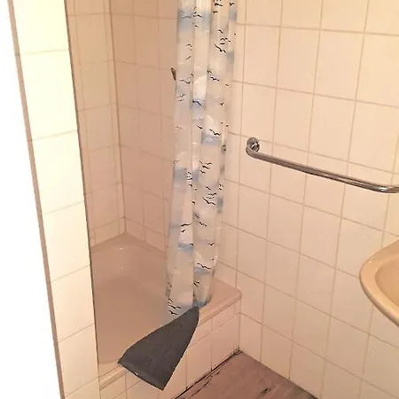 Auszeit - & - Much
